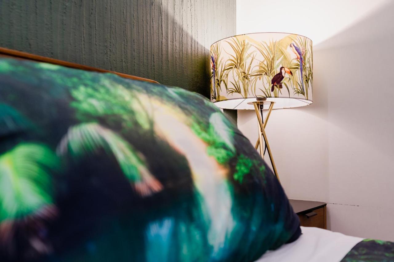 Le Boutique Luxury Rooms Diffused In Historic Center Fiumicino Exterior foto