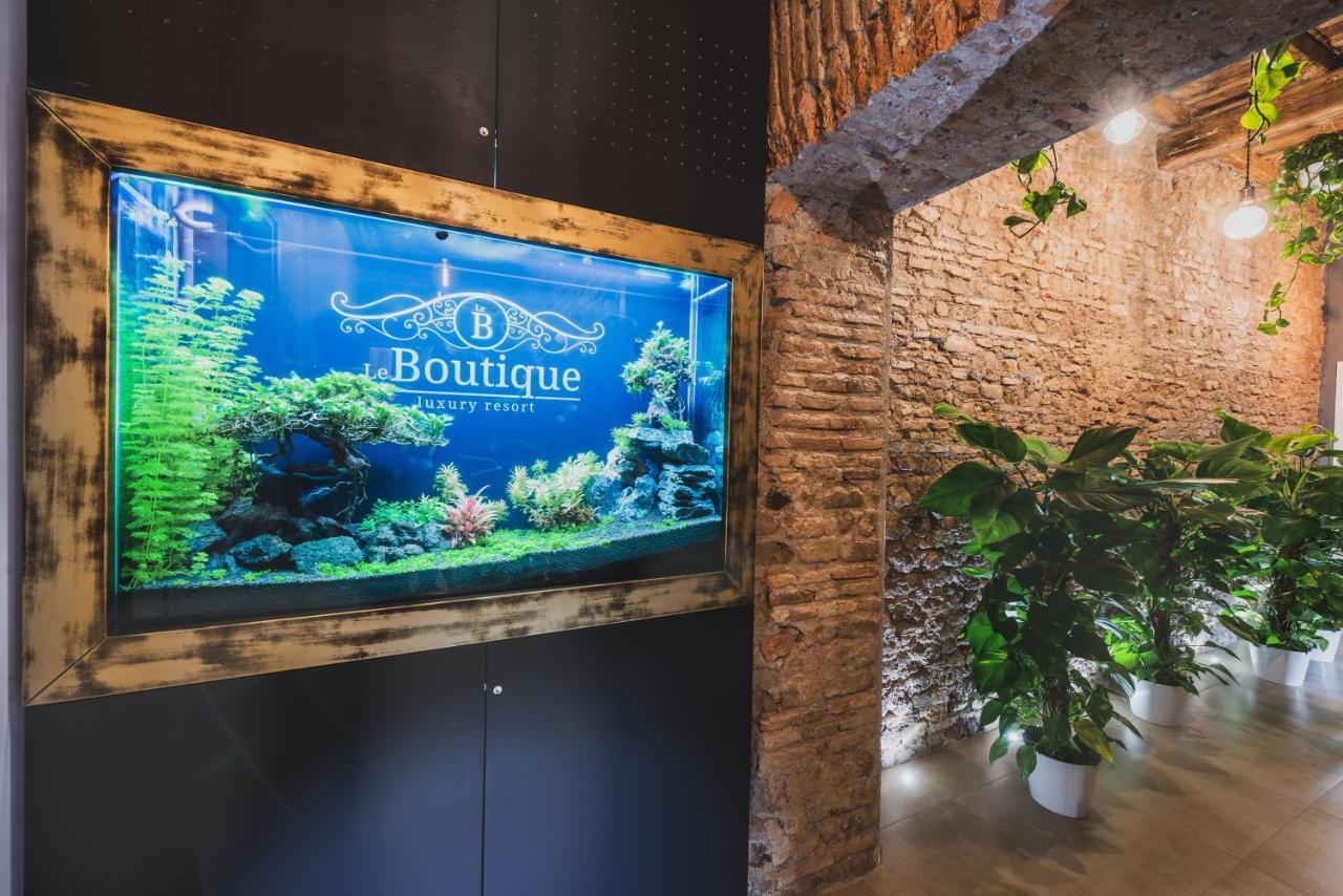 Le Boutique Luxury Rooms Diffused In Historic Center Fiumicino Exterior foto